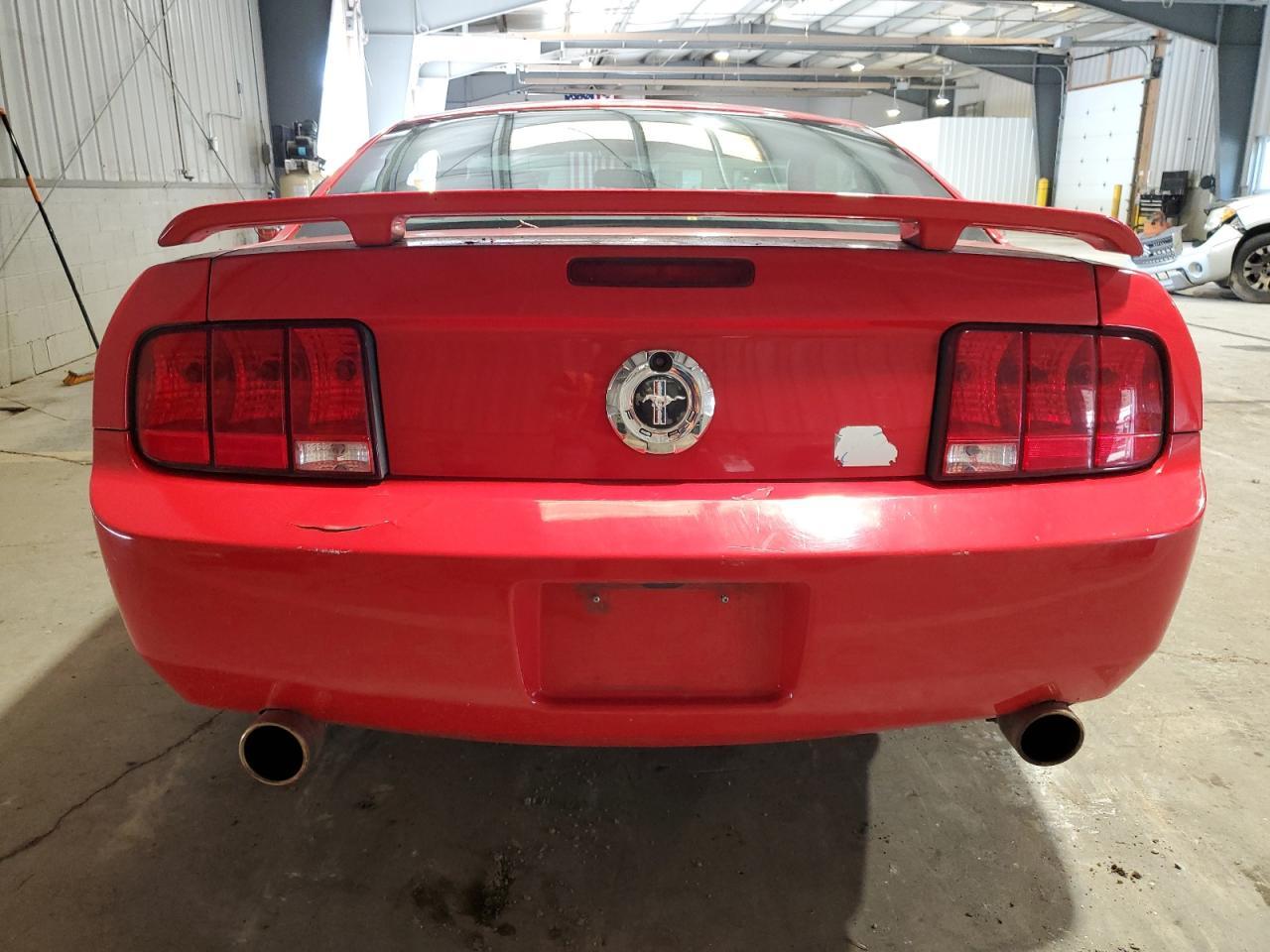 2009 Ford Mustang - Фото 6