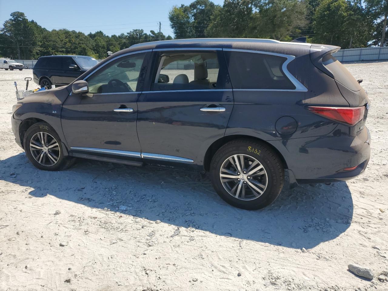 2020 Infiniti Qx60 Luxe - Image 2