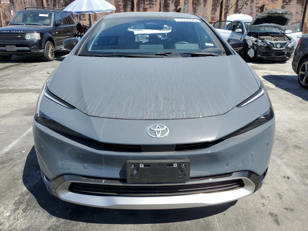 2024 Toyota Prius Prime Se - Image 5