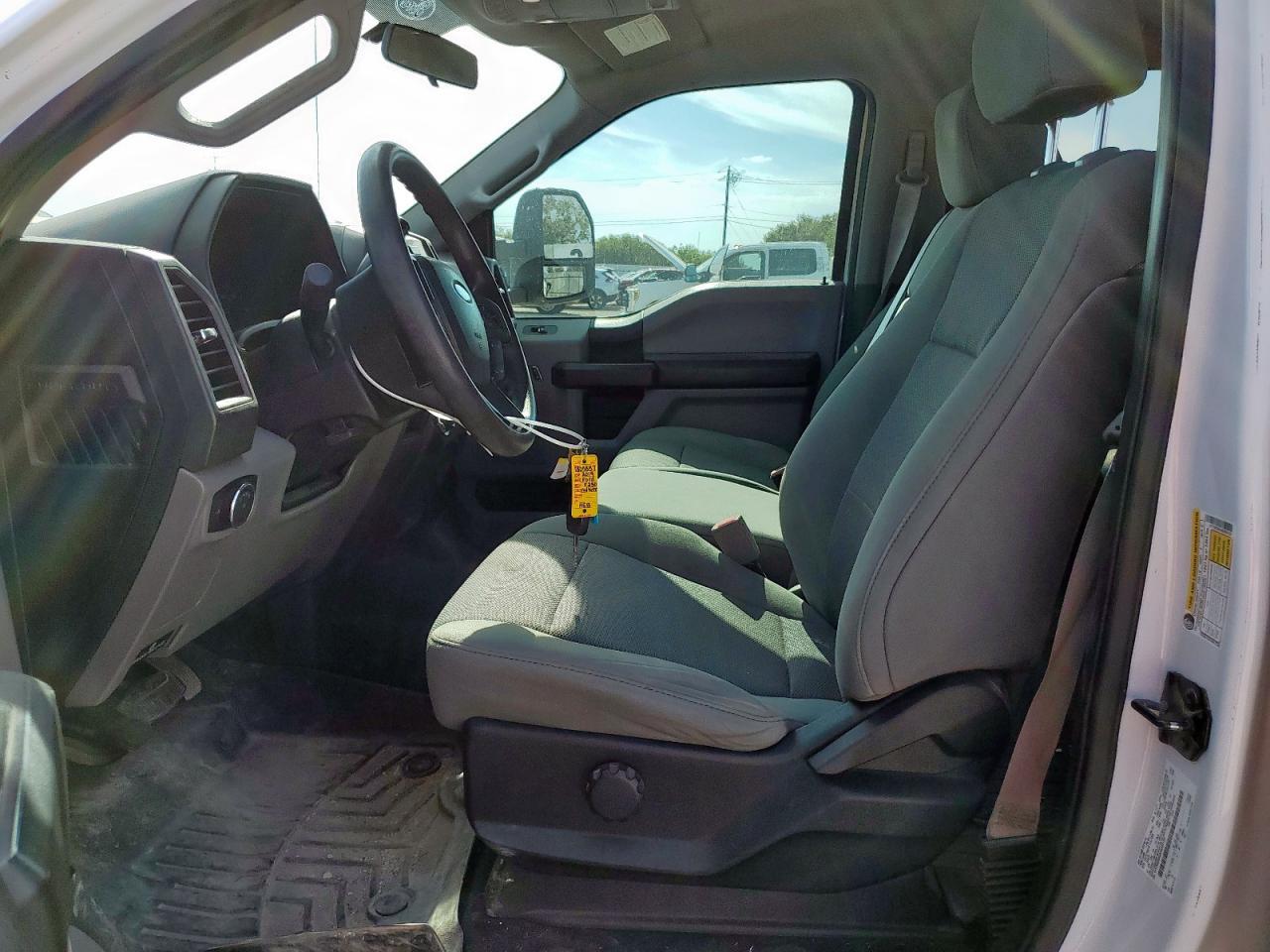 2019 Ford F250 Super Duty - Фото 7