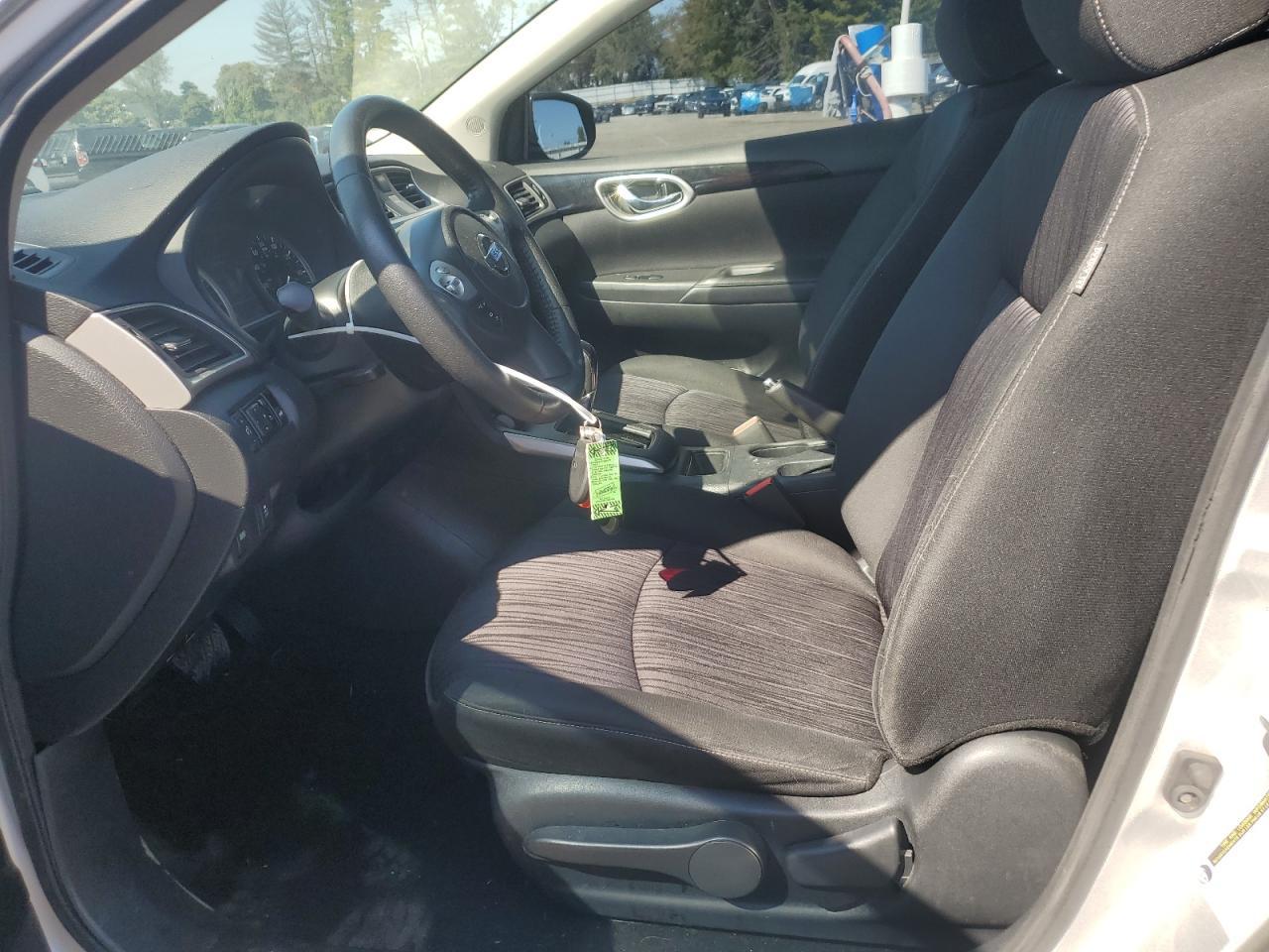 2019 Nissan Sentra S - Image 7