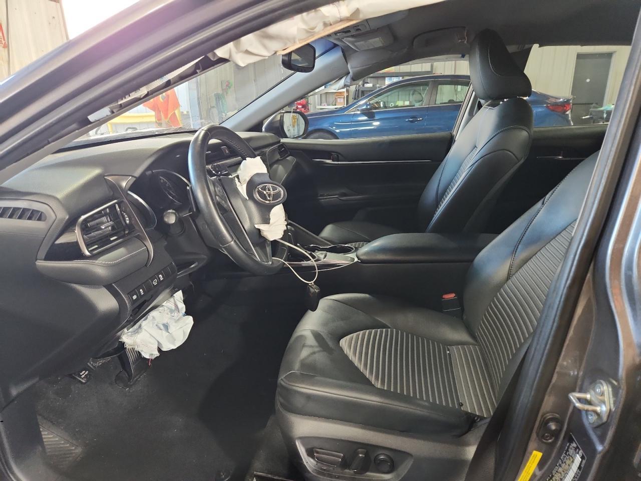 2019 Toyota Camry L - Image 7