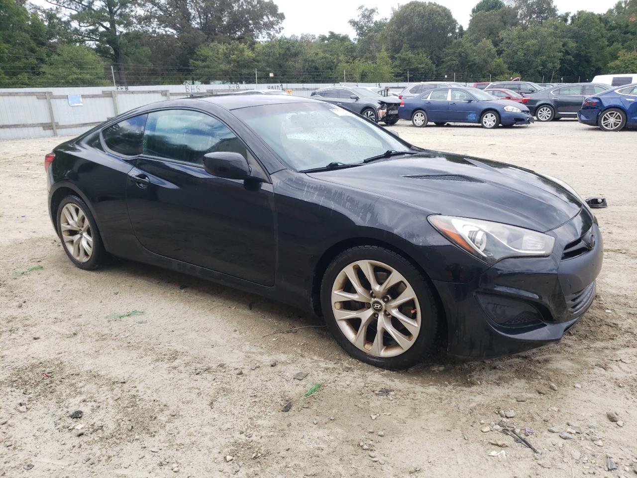2013 Hyundai Genesis Coupe 2.0T - Фото 4