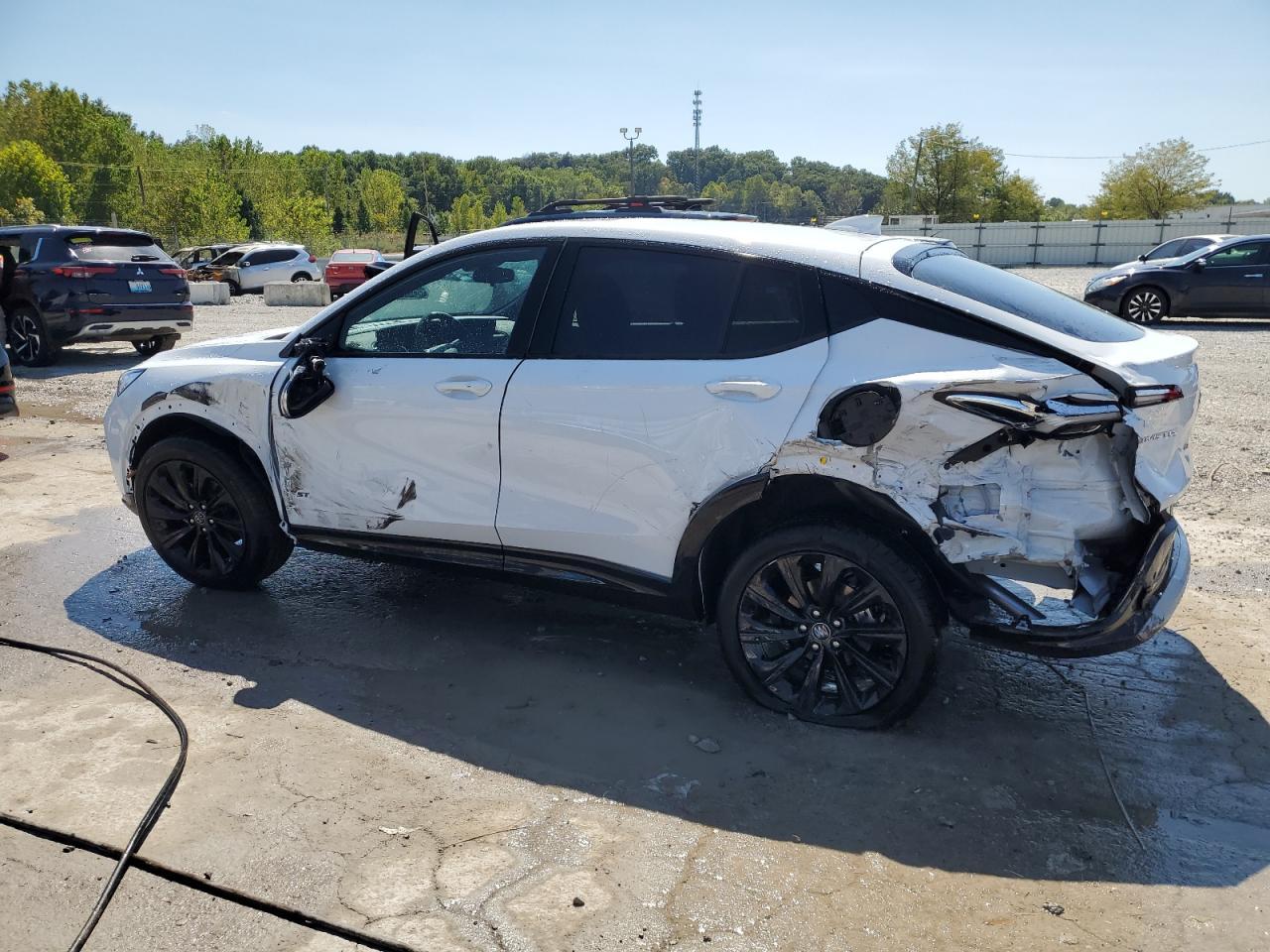 2025 Buick Envista Sport Touring - Image 2