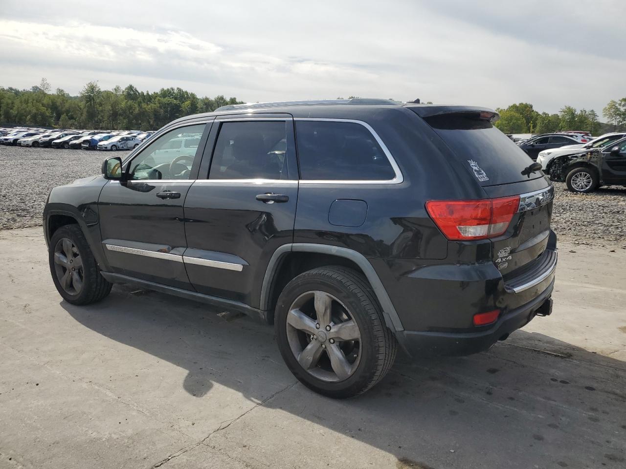 2011 Jeep Grand Cherokee Overland - Фото 2