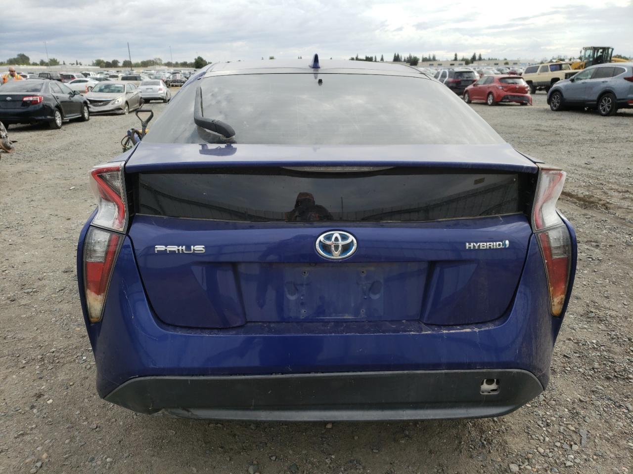2016 Toyota Prius - Фото 6