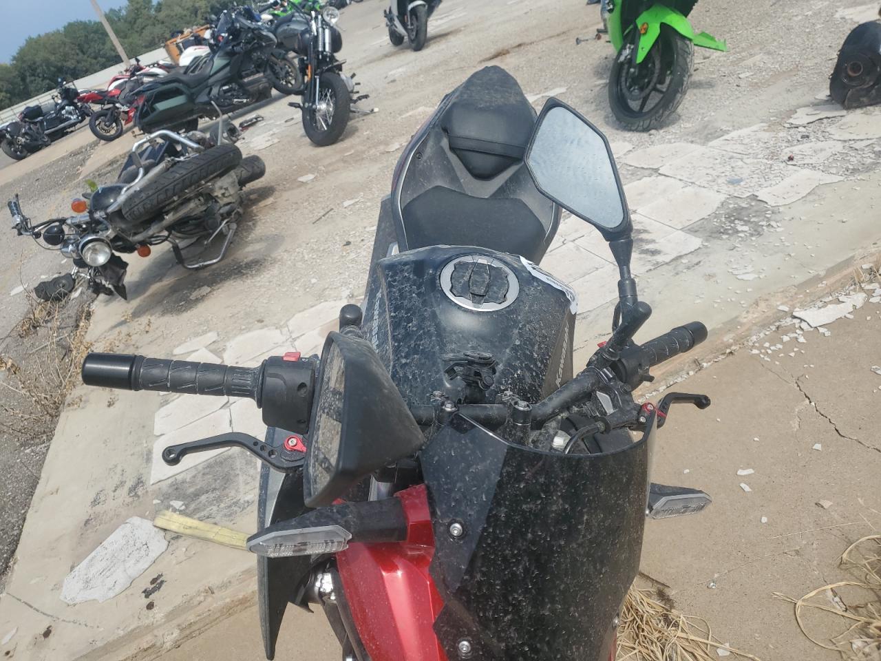 2025 Kawasaki Er500 - Image 5