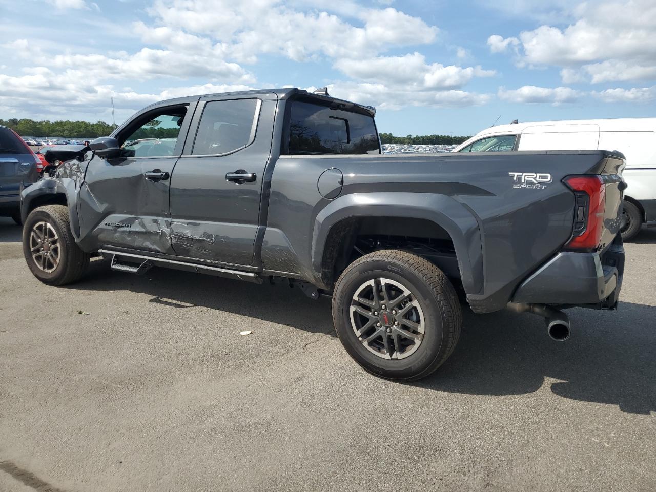 2025 Toyota Tacoma Double Cab - Image 2