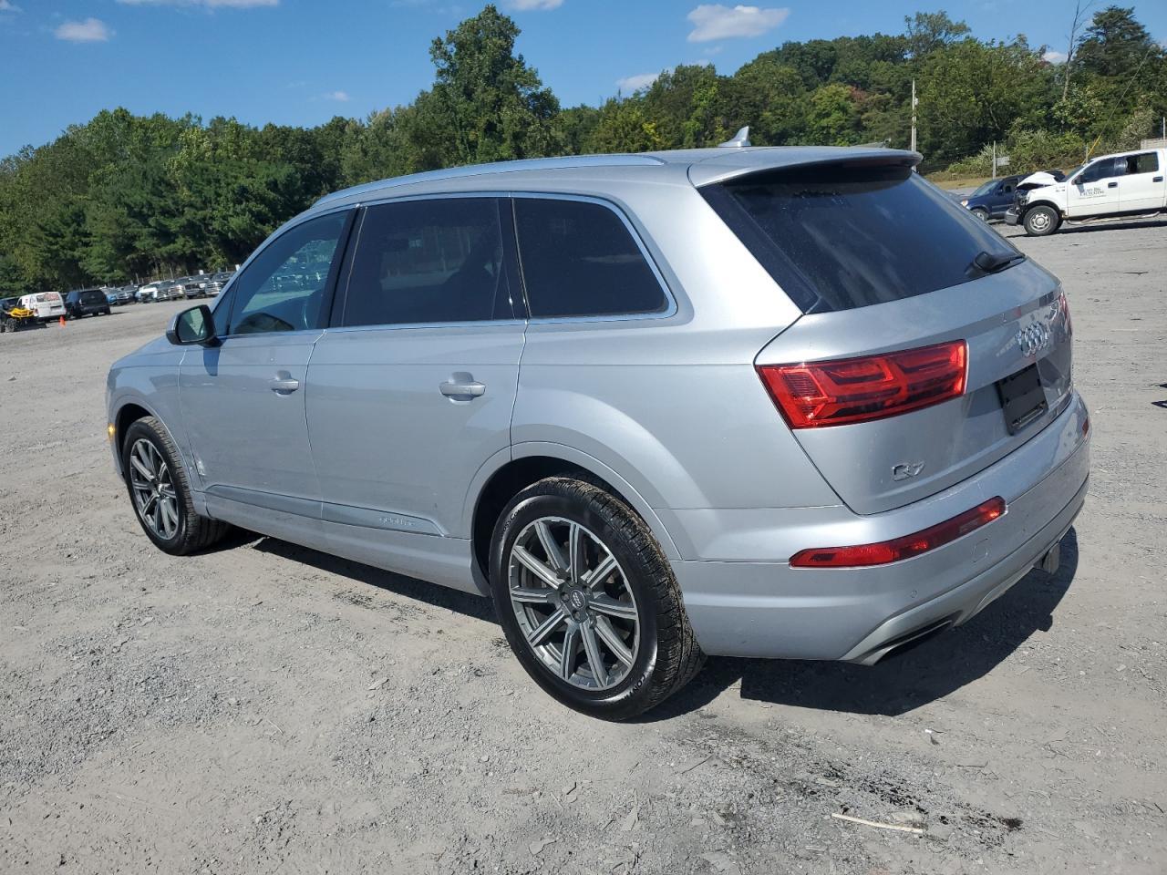2017 Audi Q7 Premium Plus - Фото 2