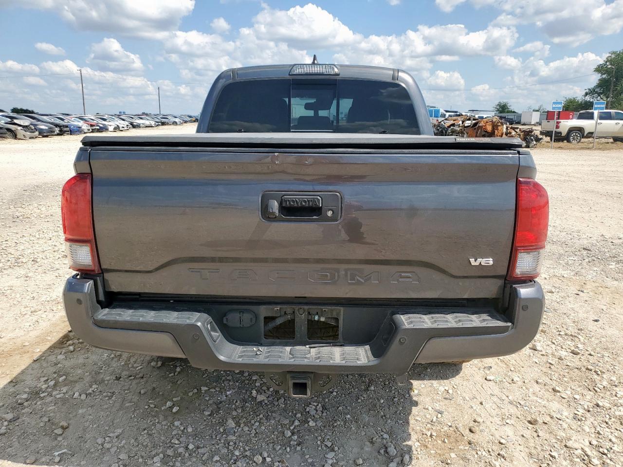 2019 Toyota Tacoma Double Cab - Фото 6