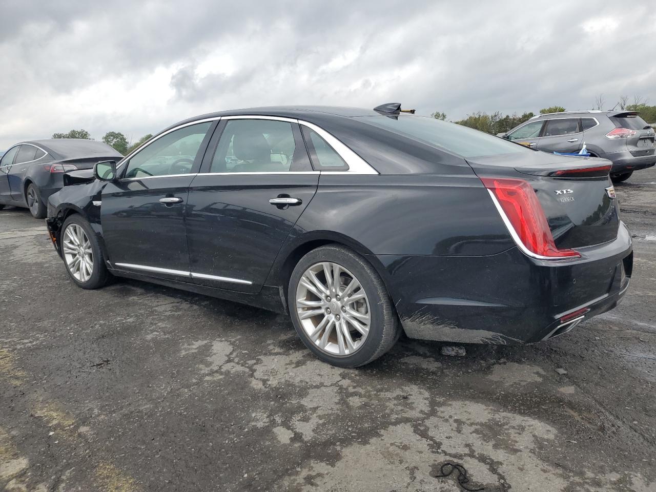 2018 Cadillac Xts Luxury - Фото 2