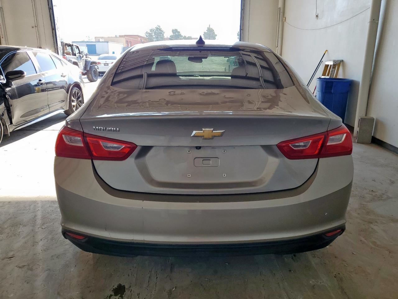 2023 Chevrolet Malibu Ls - Фото 6