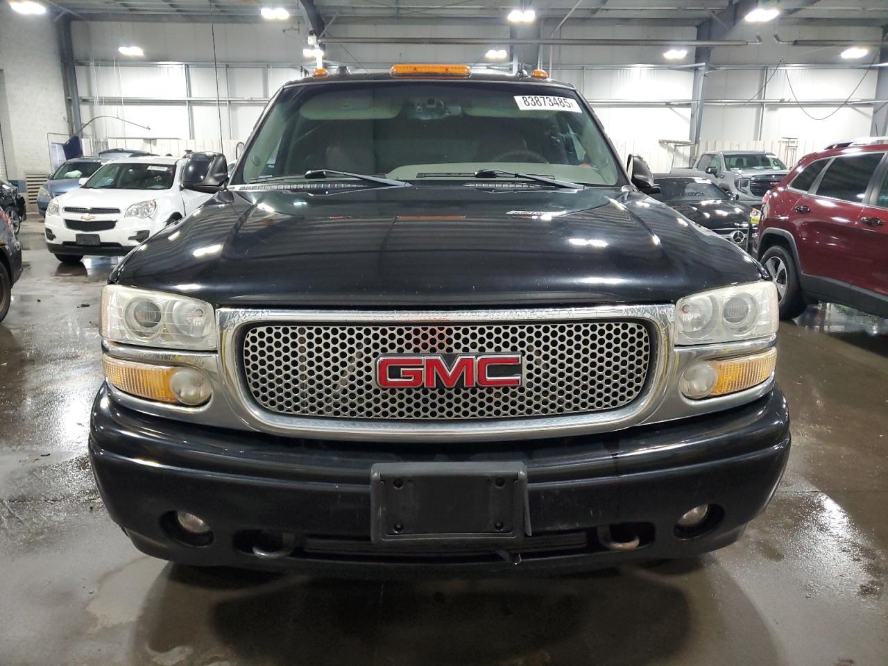 2004 GMC Sierra K1500 Denali - Фото 5