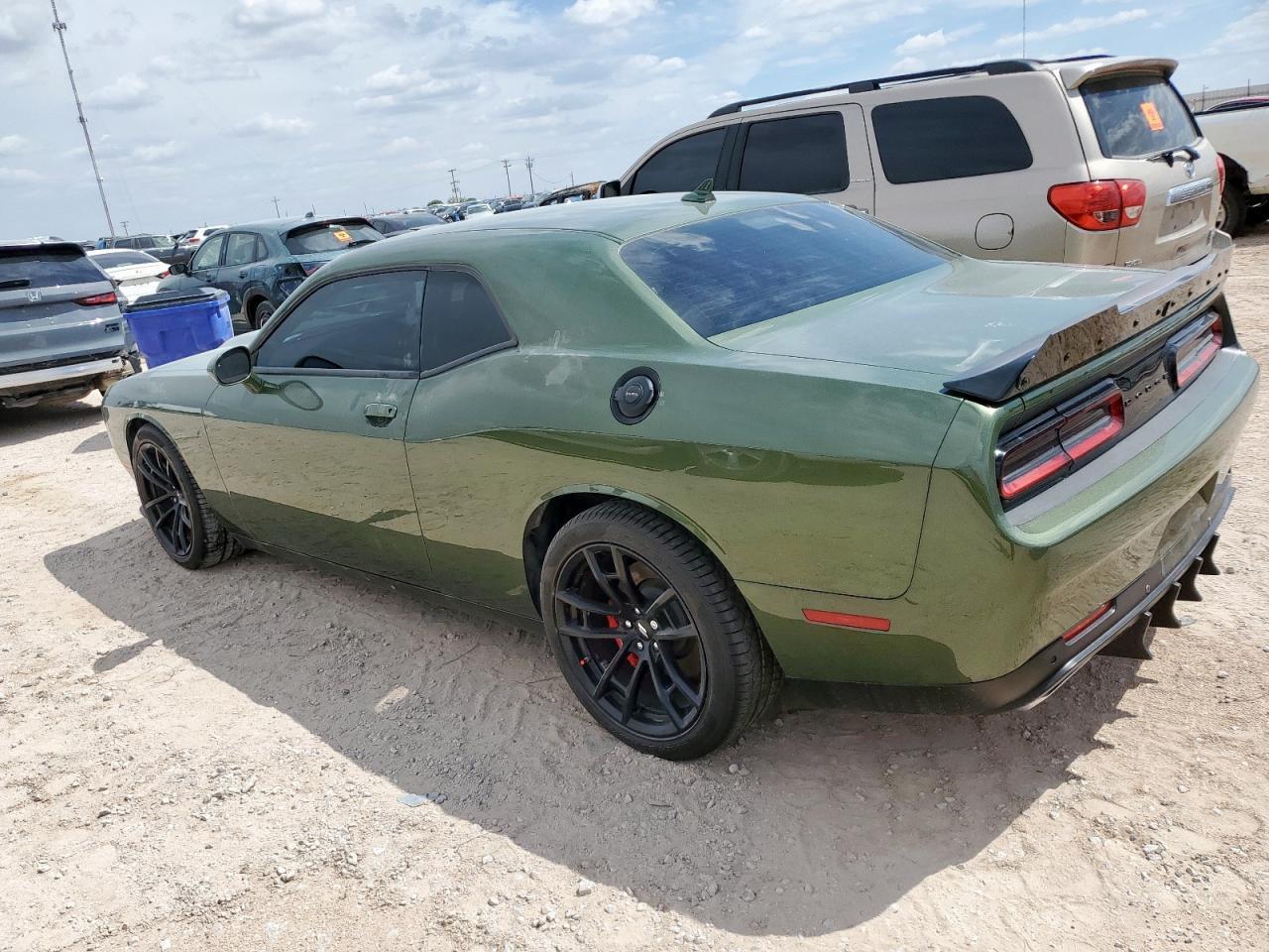 2023 Dodge Challenger R/T - Фото 2