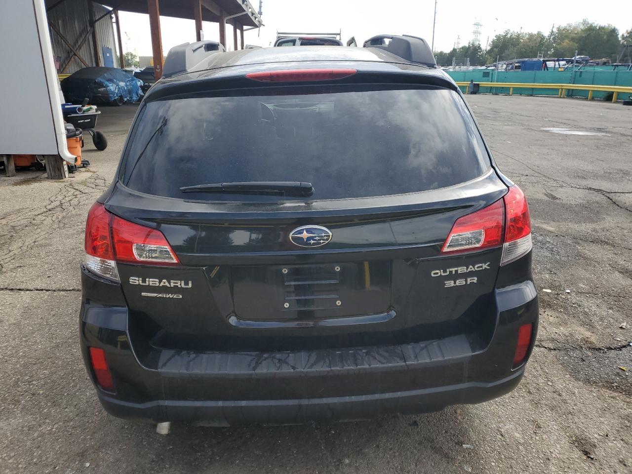 2010 Subaru Outback 3.6R Limited - Фото 6