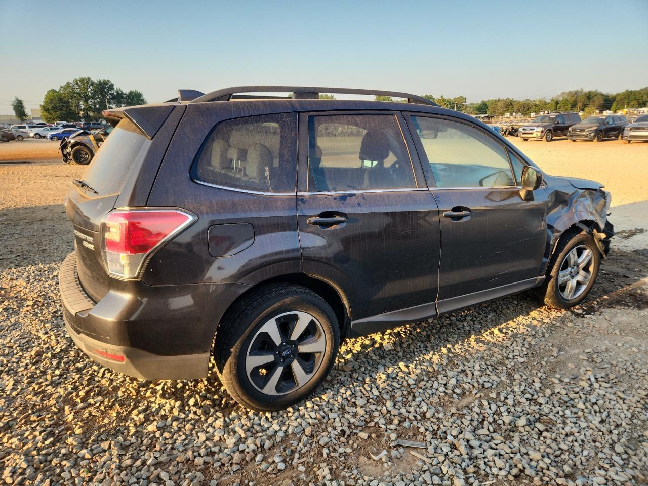 2017 Subaru Forester 2.5I Limited - Image 3