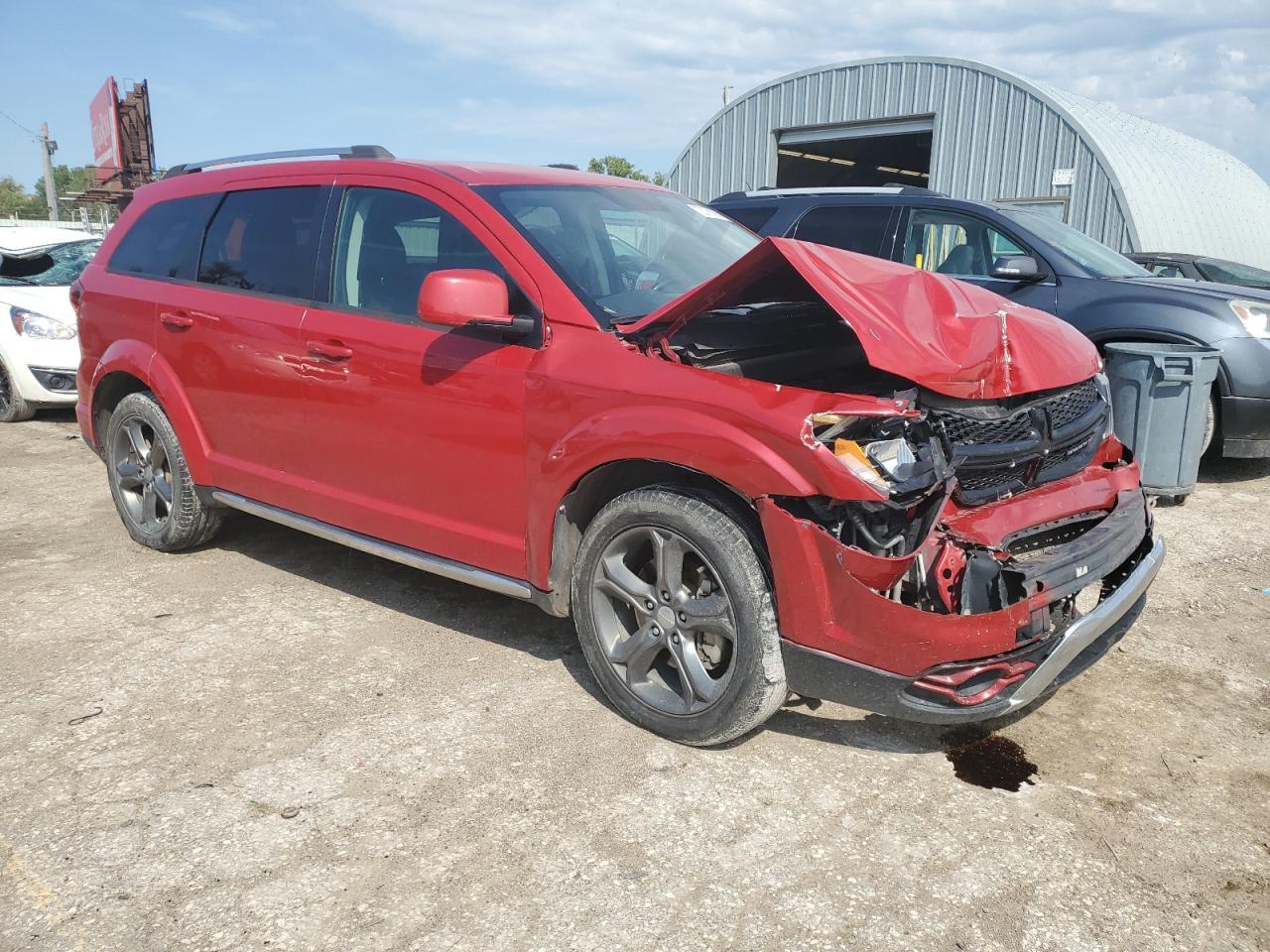 2017 Dodge Journey Crossroad - Image 4