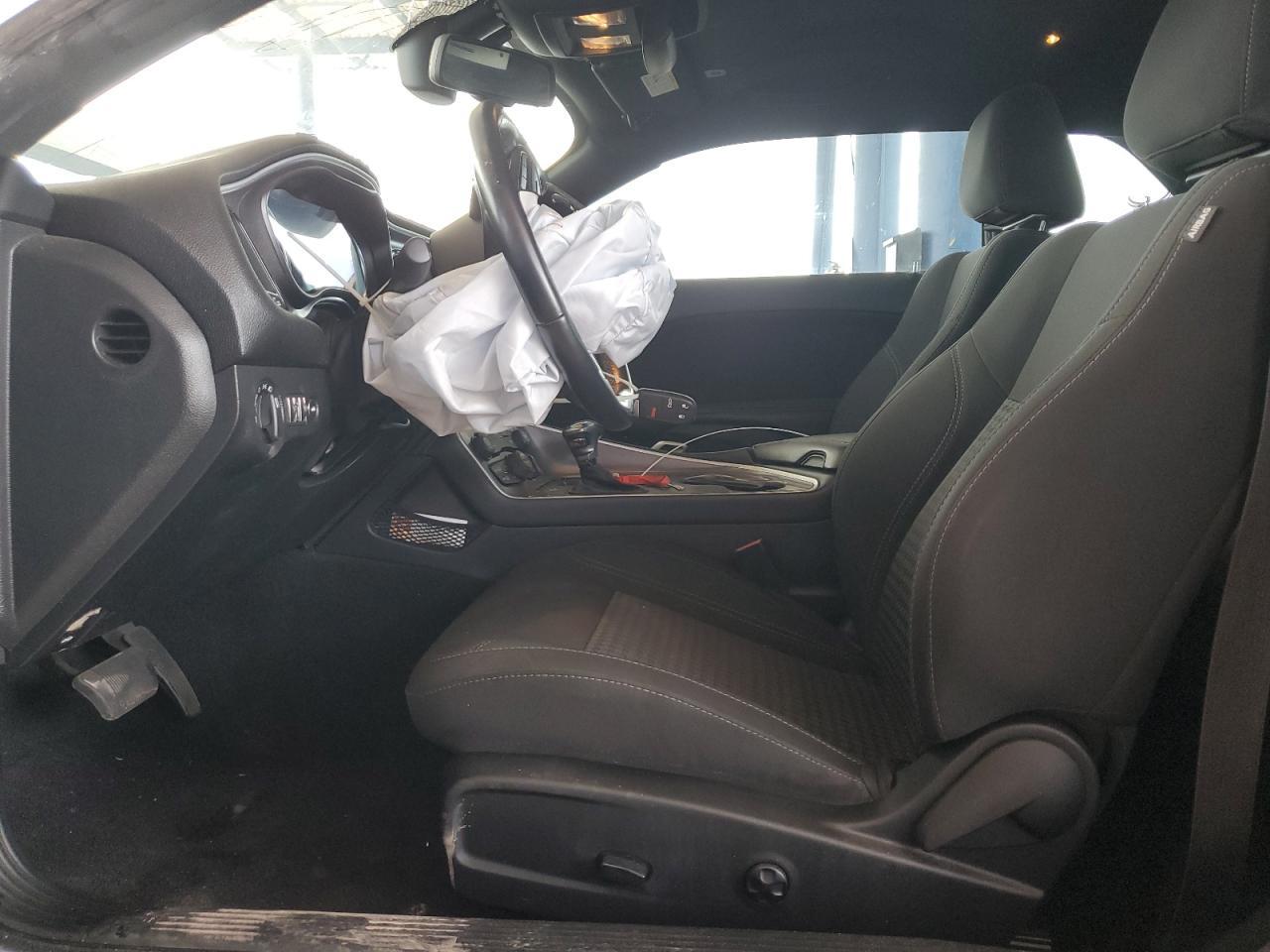 2021 Dodge Challenger Sxt - Фото 7