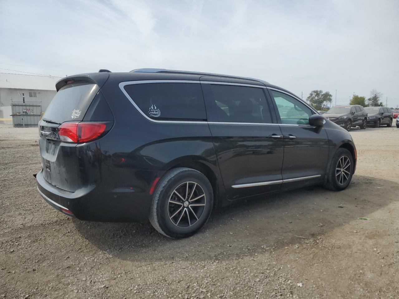 2020 Chrysler Pacifica Touring L - Фото 3
