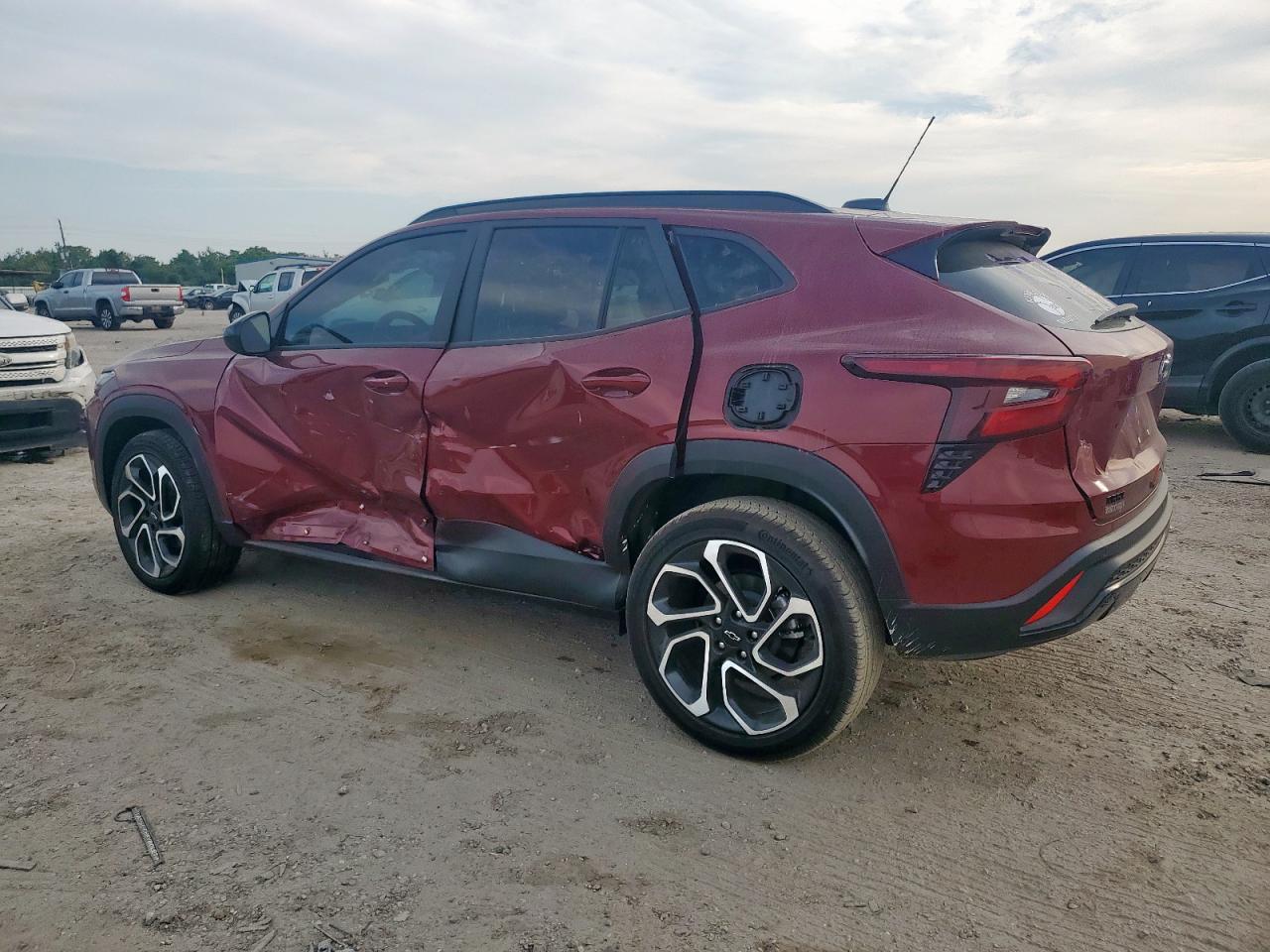 2024 Chevrolet Trax 2Rs - Фото 2