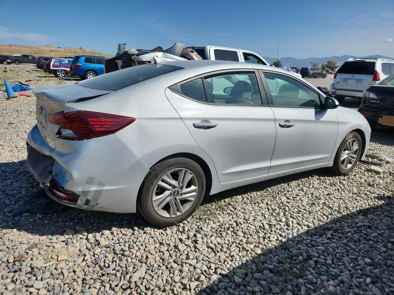 2019 Hyundai Elantra Sel - Фото 3