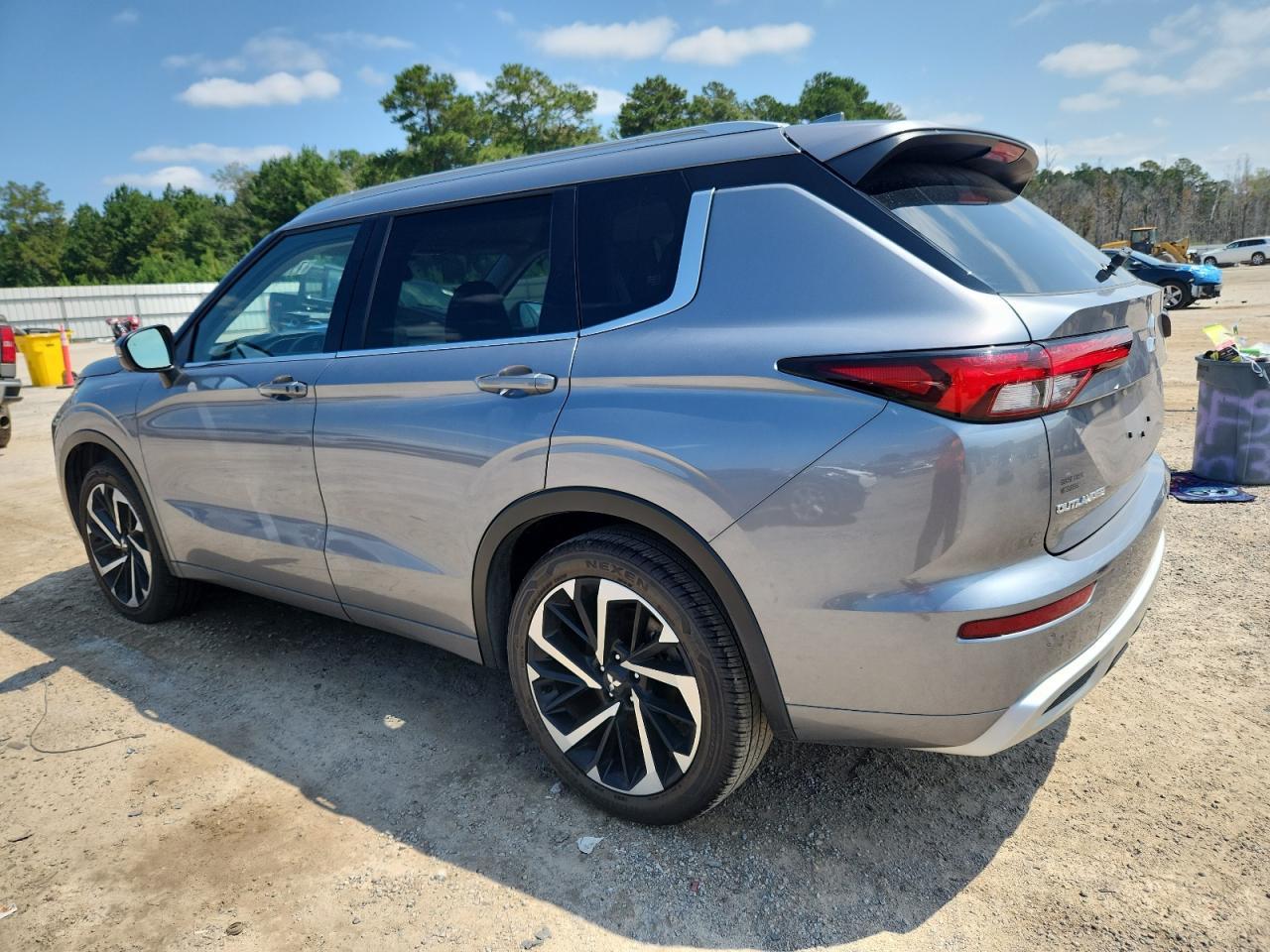 2024 Mitsubishi Outlander Sel - Фото 2
