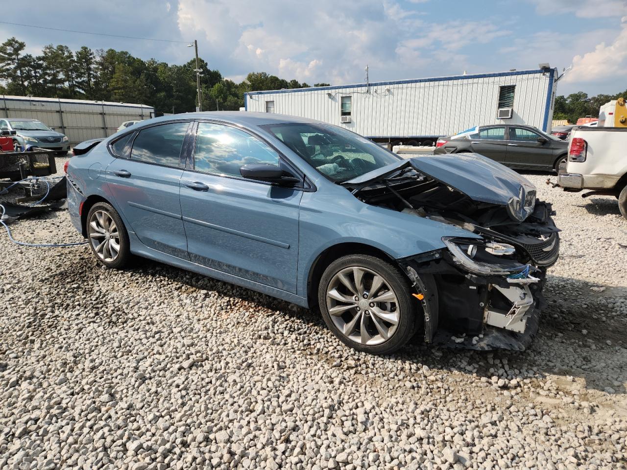 2015 Chrysler 200 S - Image 4