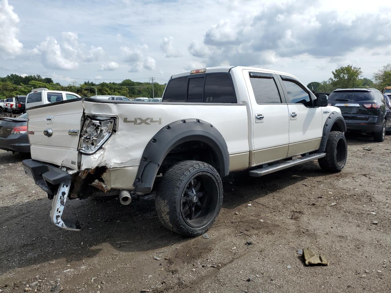 2010 Ford F150 Supercrew - Image 3