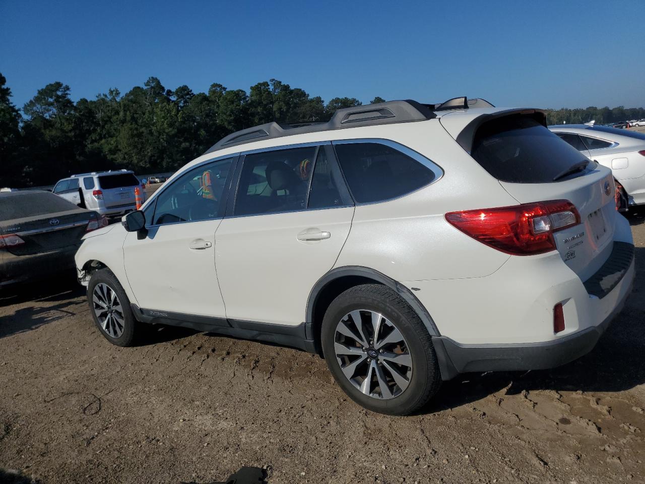 2016 Subaru Outback 2.5I Limited - Image 2
