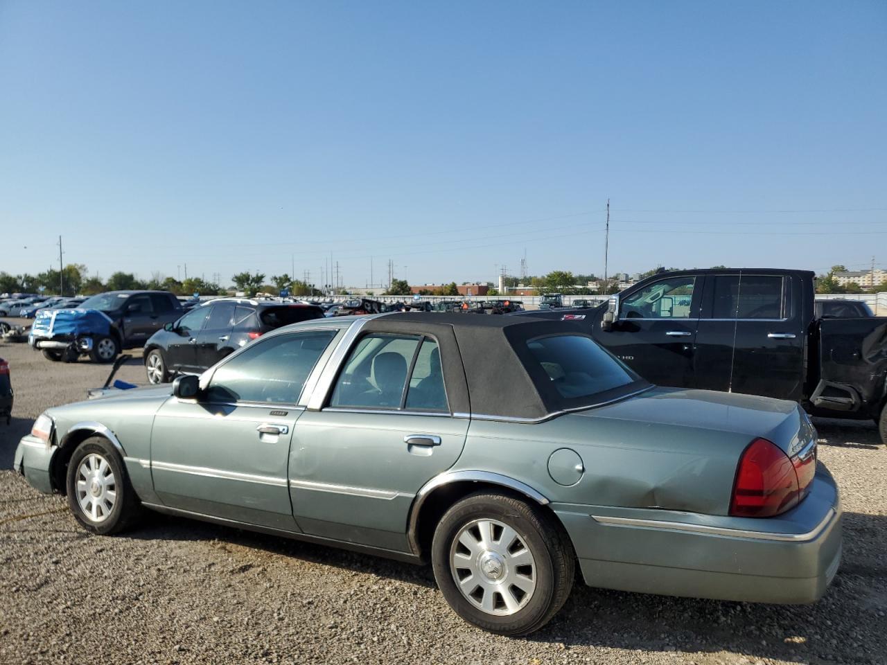2005 Mercury Grand Marquis Ls - Image 2