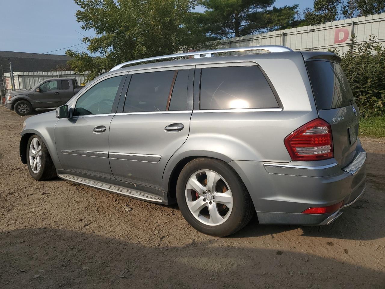 2012 Mercedes-Benz Gl 450 4Matic - Image 2