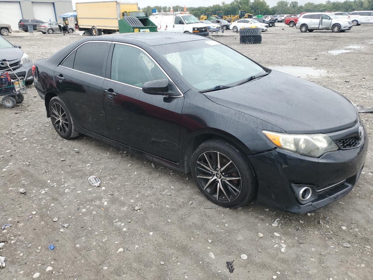 2012 Toyota Camry Se - Фото 4