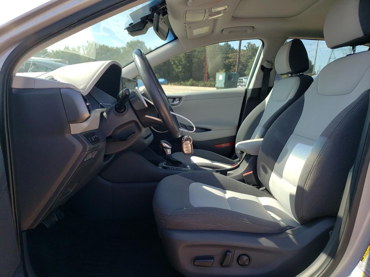 2020 Hyundai Ioniq Sel - Фото 7