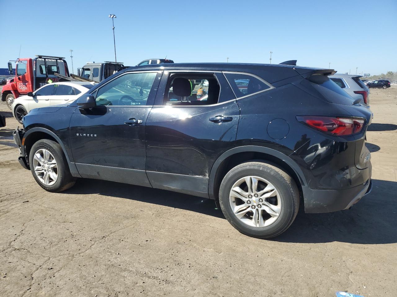 2021 Chevrolet Blazer 2Lt - Фото 2