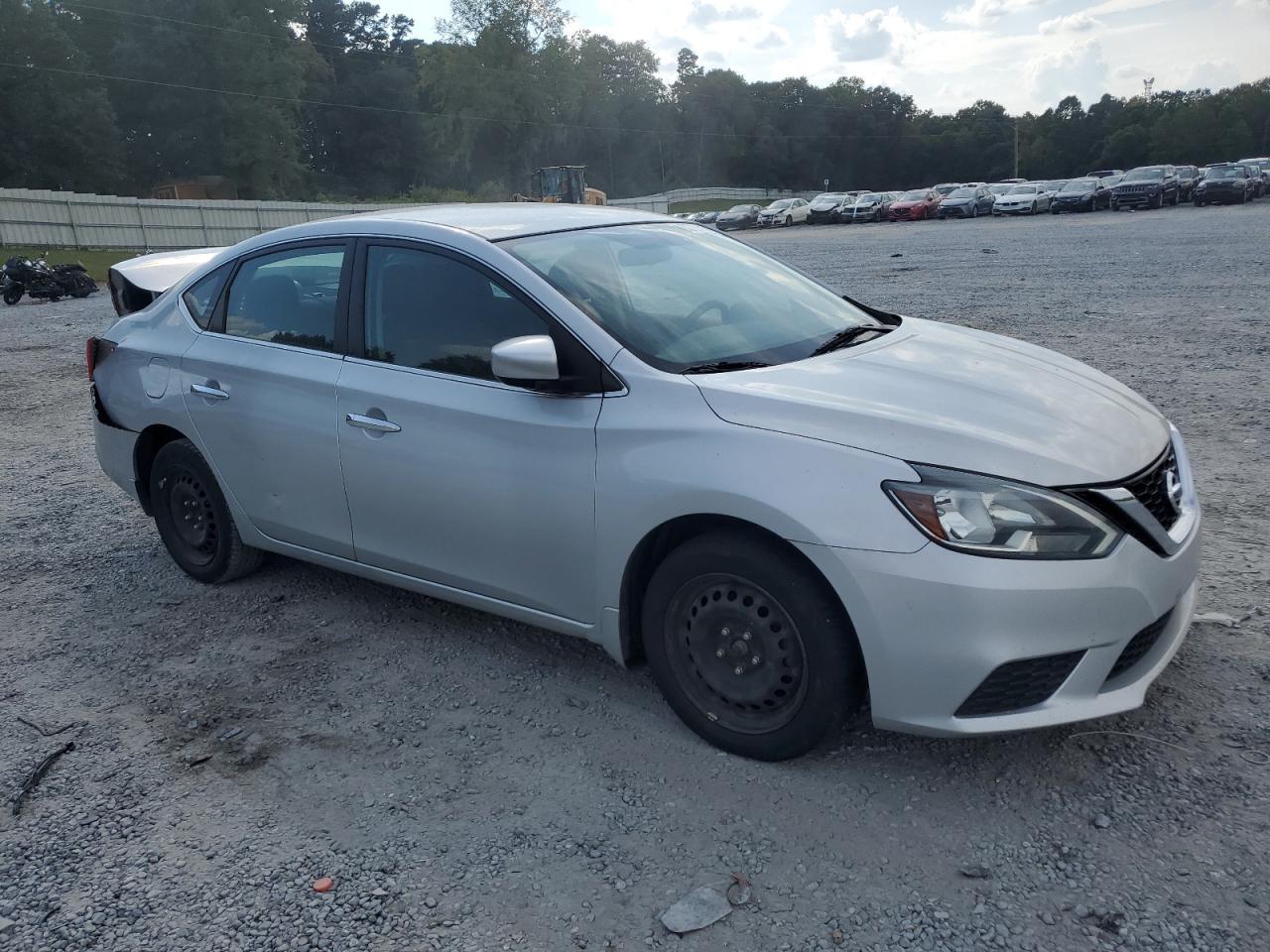 2019 Nissan Sentra S - Фото 4