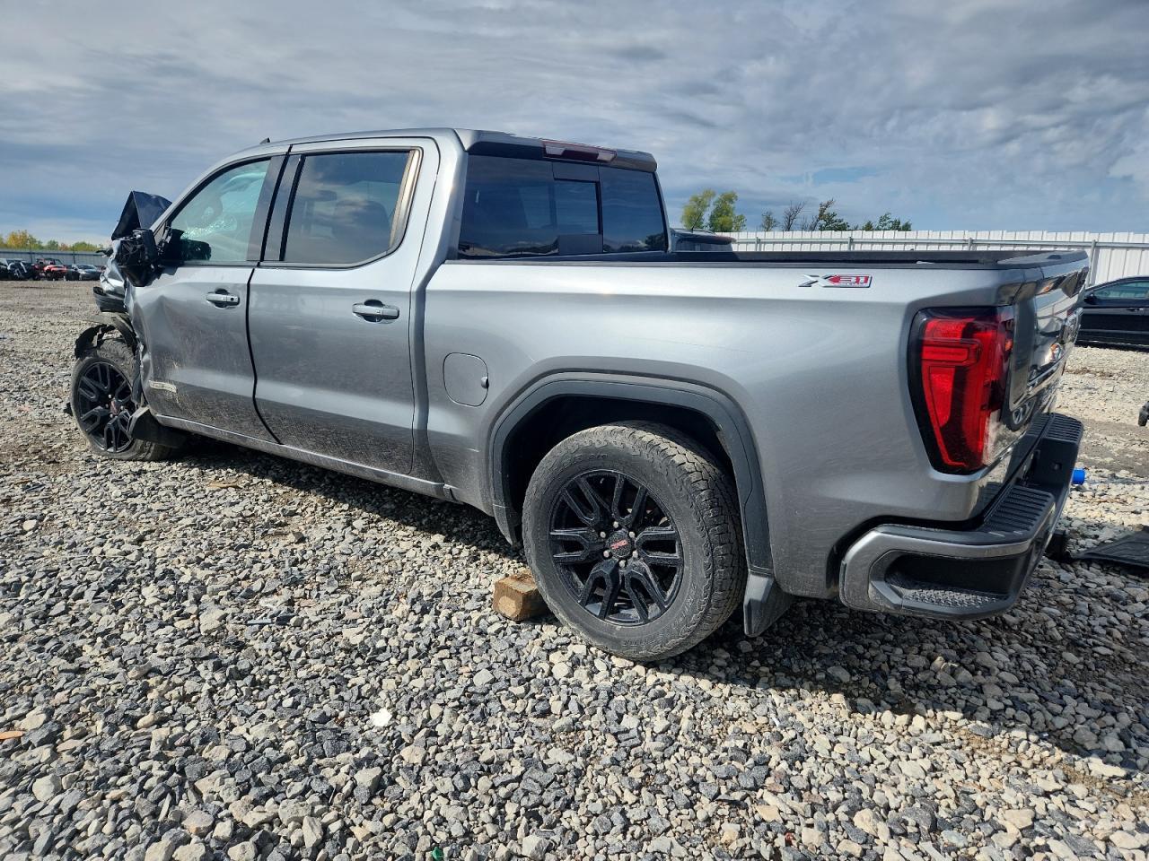 2021 GMC Sierra K1500 Elevation - Фото 2