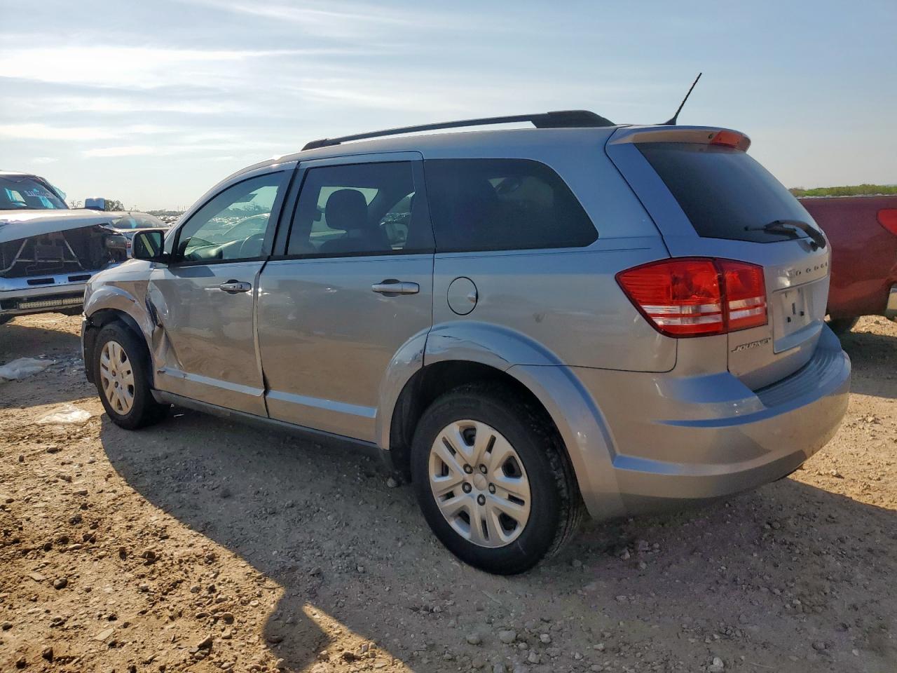 2017 Dodge Journey Se - Фото 2