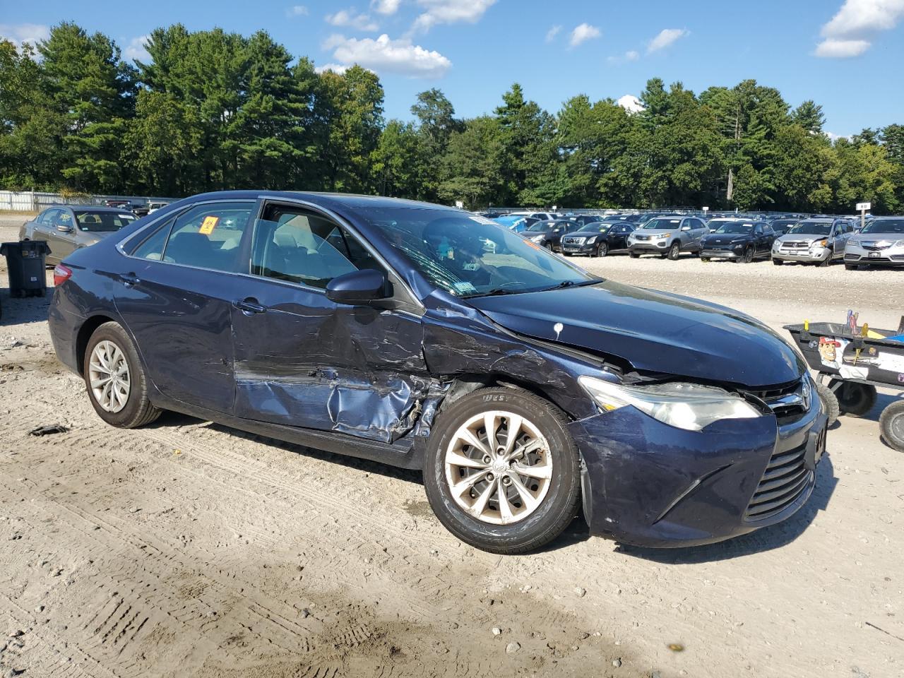 2017 Toyota Camry Le - Image 4