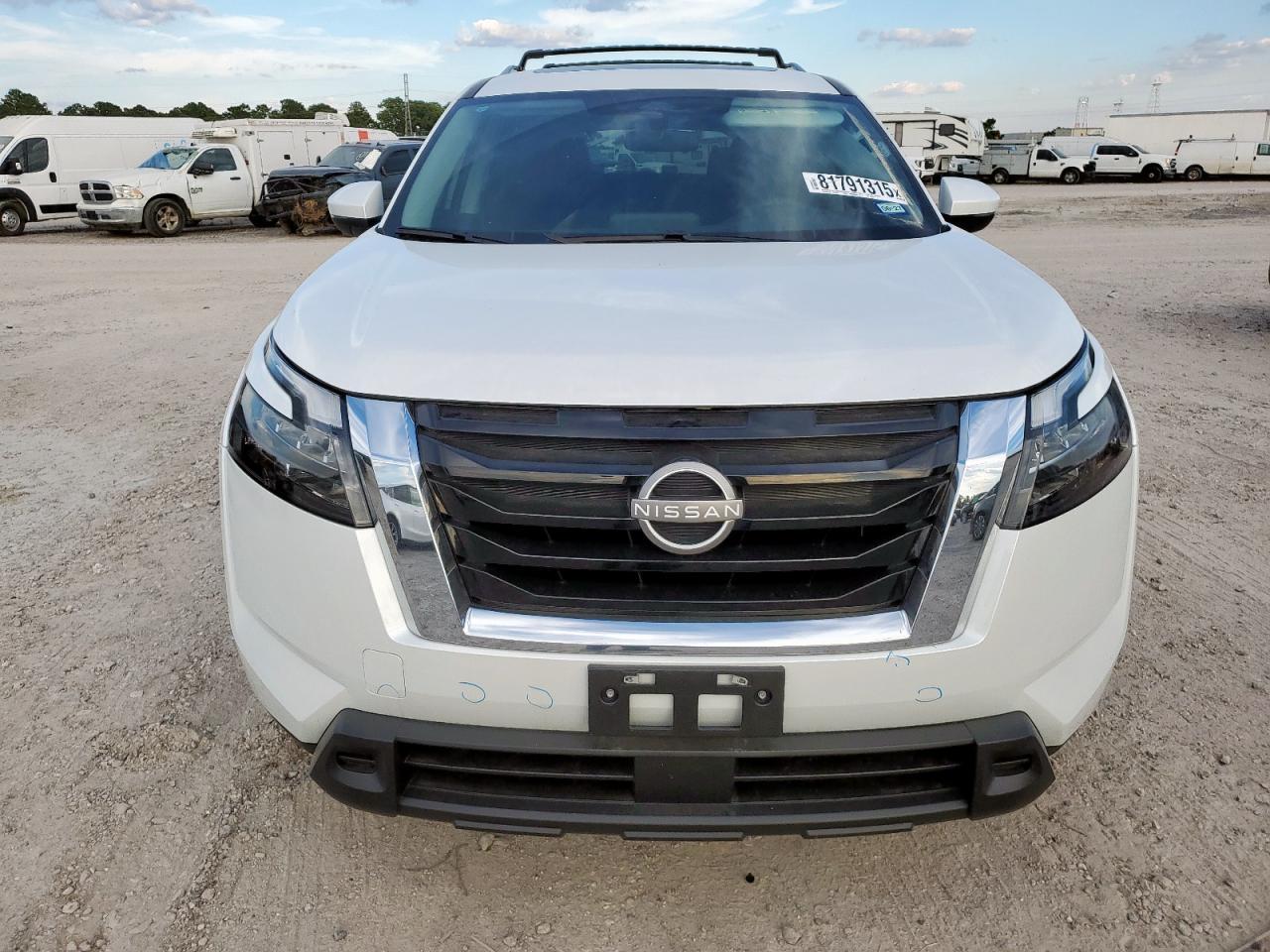 2025 Nissan Pathfinder Sv - Фото 5