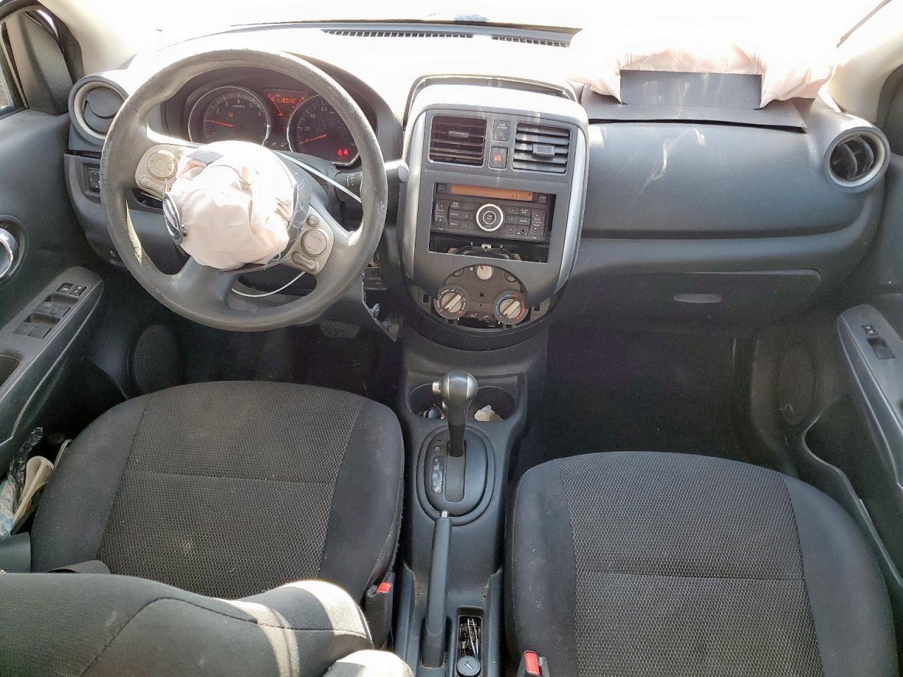 2013 Nissan Versa S - Фото 6