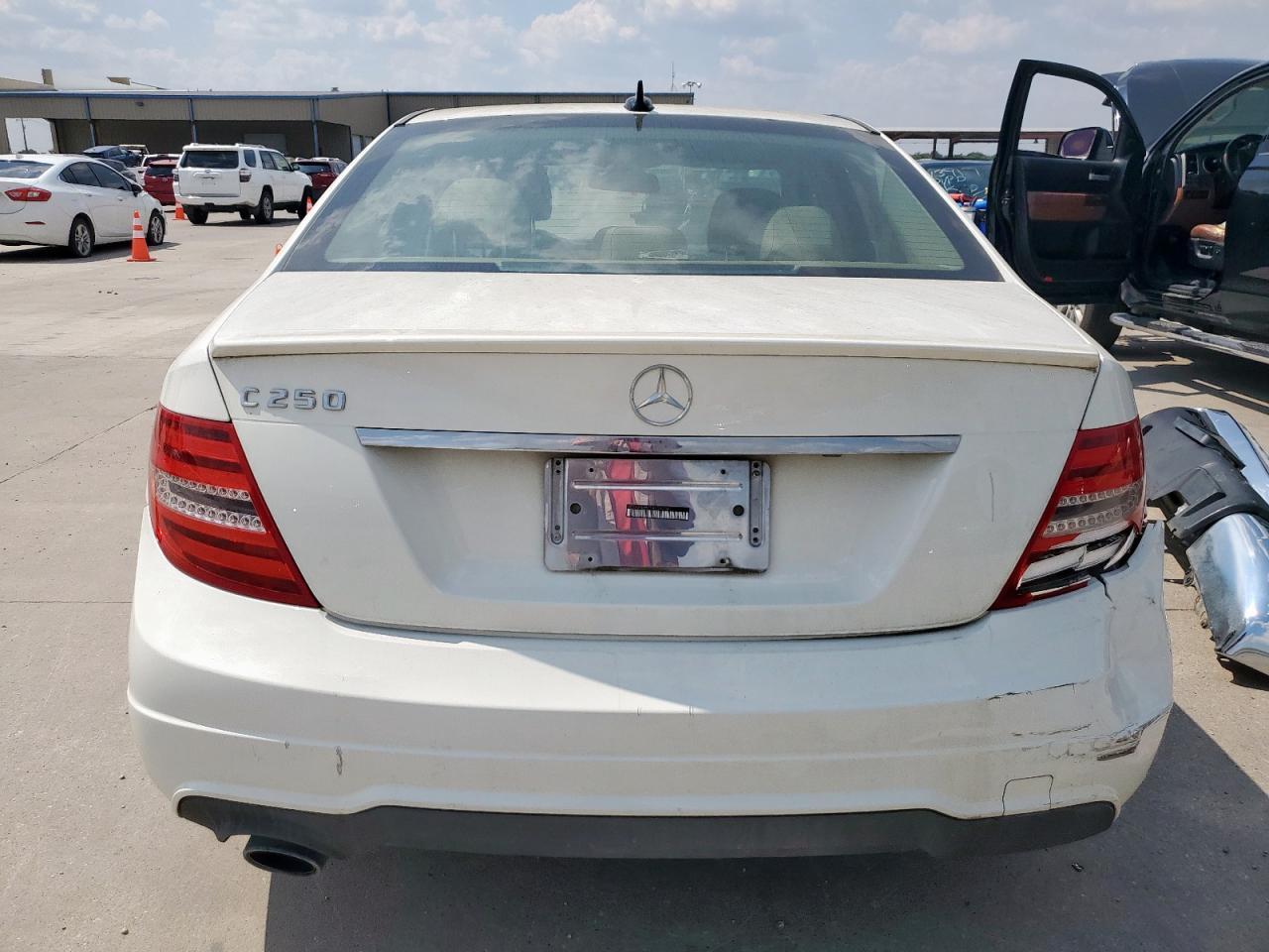 2012 Mercedes-Benz C 250 - Фото 6