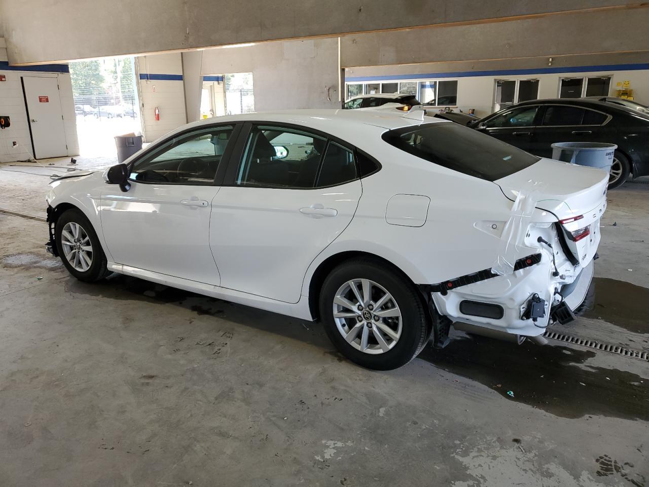 2025 Toyota Camry Xse - Фото 2