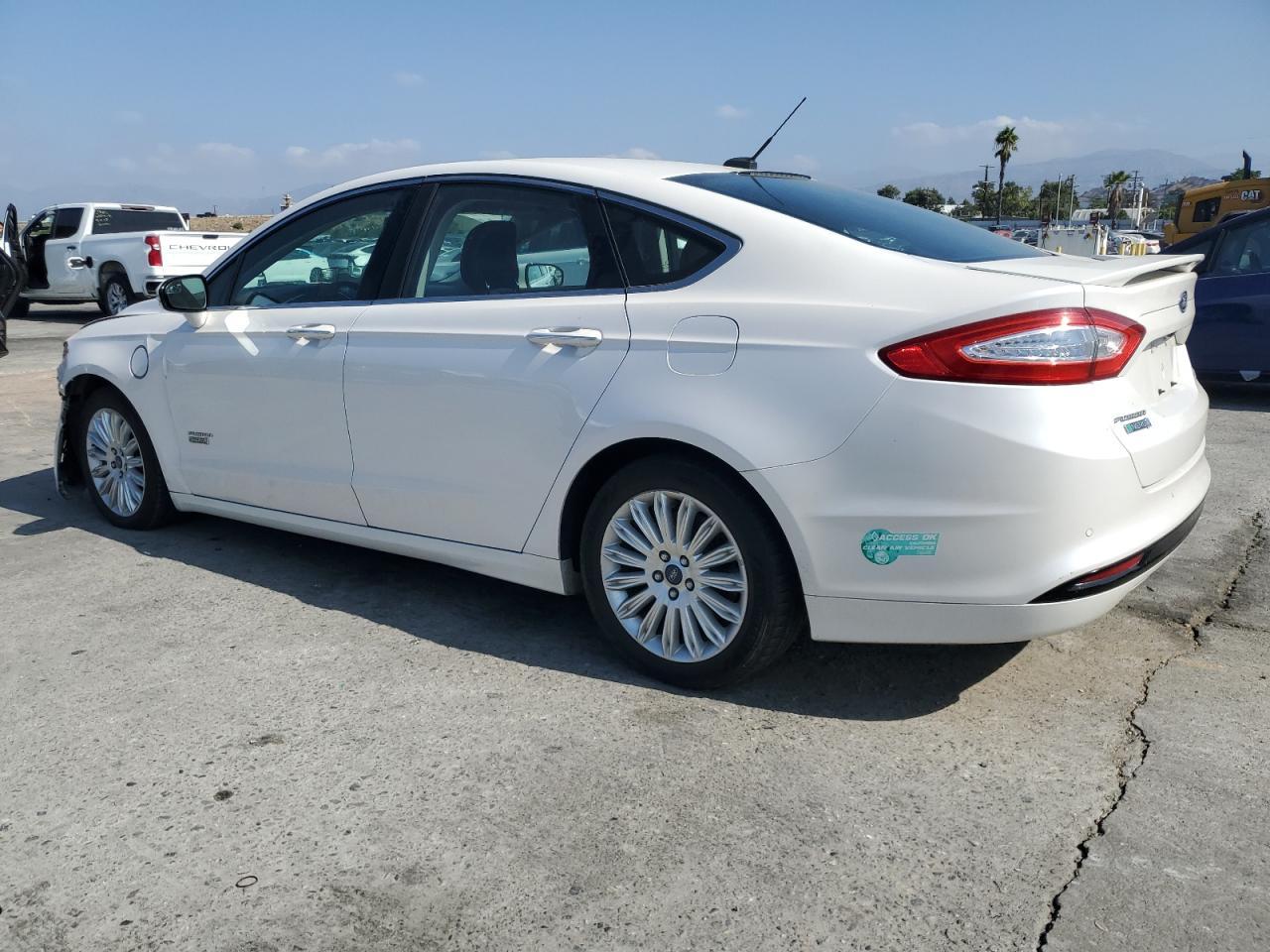 2014 Ford Fusion - Image 2