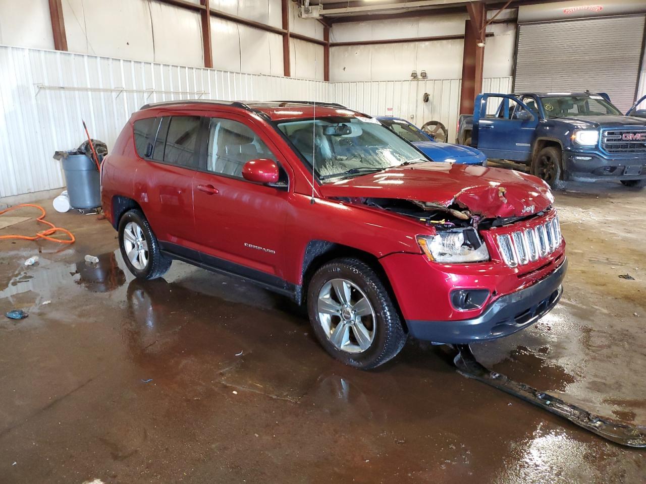 2014 Jeep Compass Latitude - Image 4