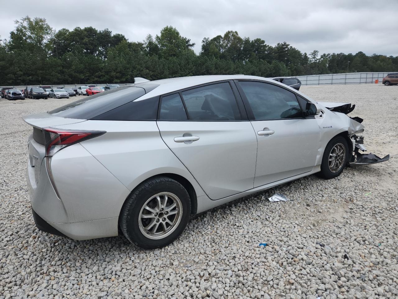 2016 Toyota Prius - Фото 3