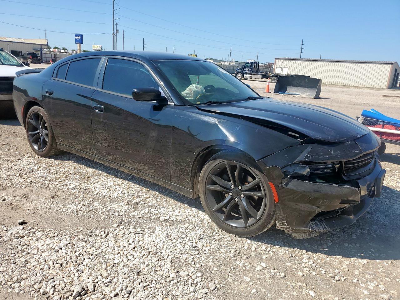 2016 Dodge Charger Se - Image 4