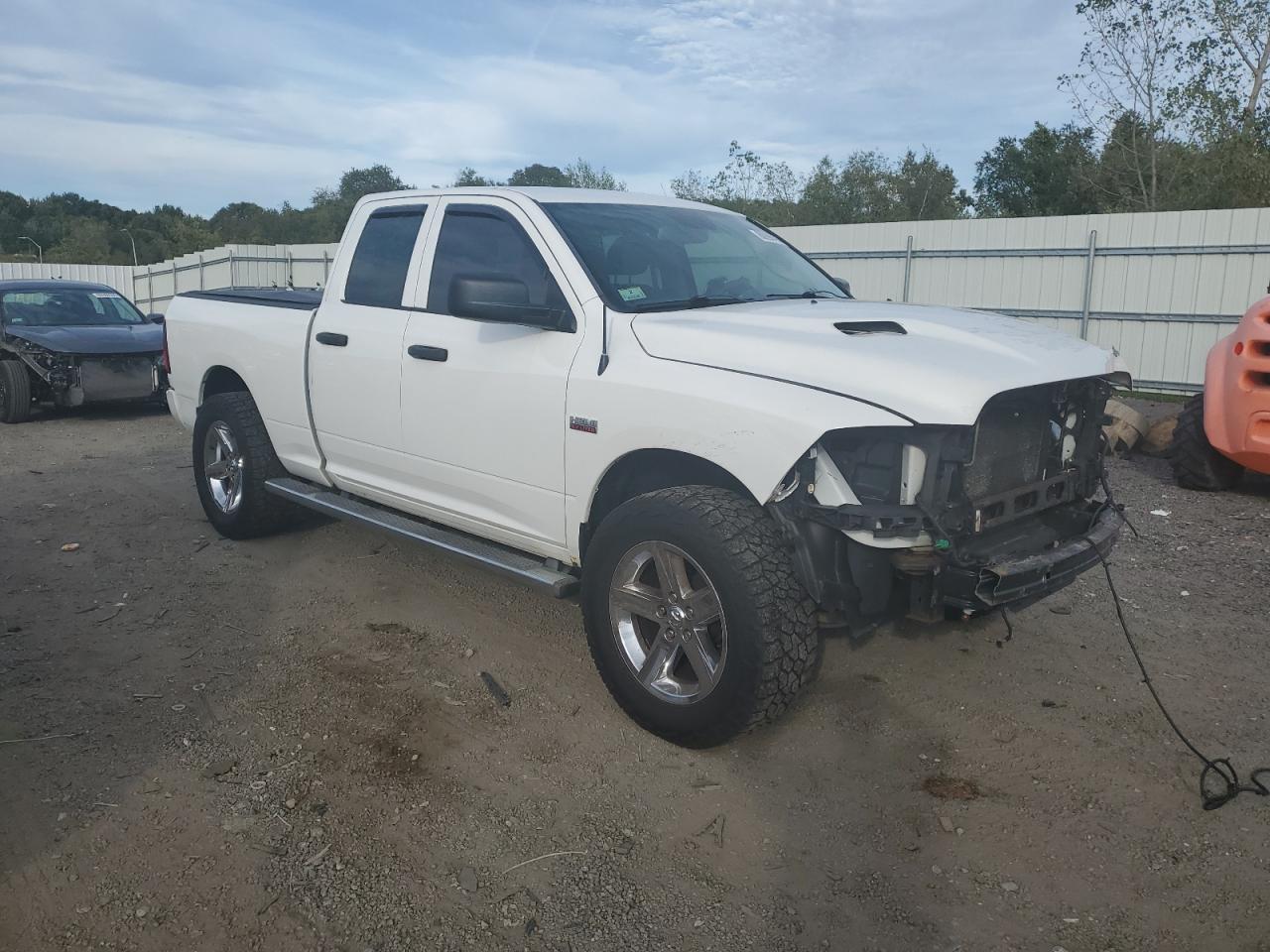 2014 Ram 1500 St - Image 4