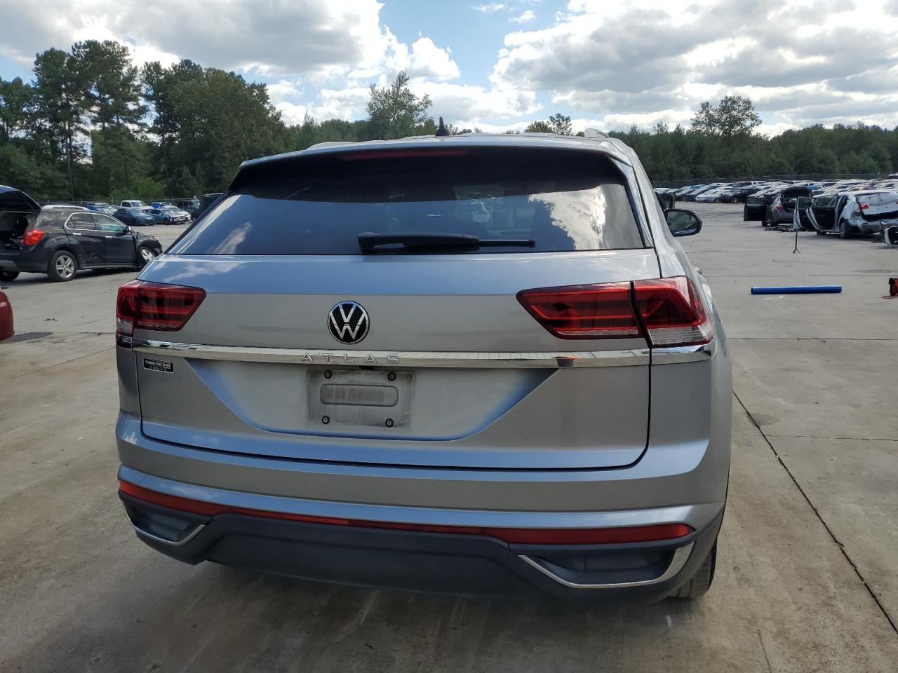 2020 Volkswagen Atlas Cross Sport S - Фото 6