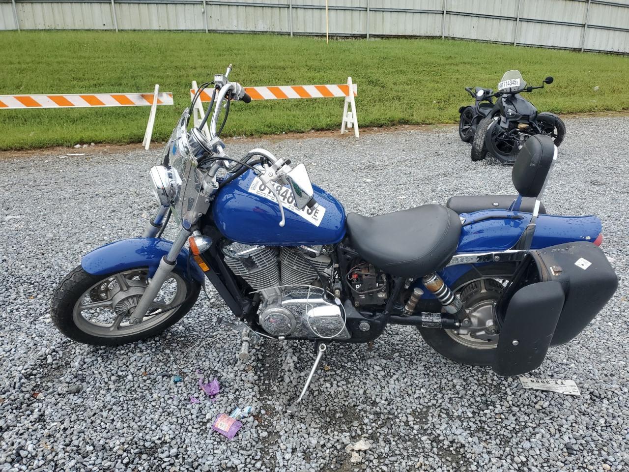 2004 Honda Vt1100 C - Фото 3