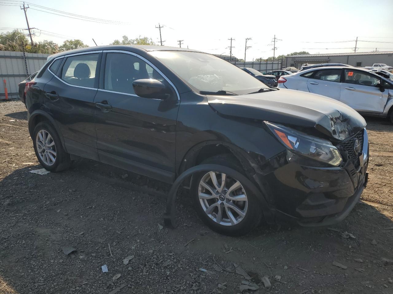 2021 Nissan Rogue Sport S - Фото 4